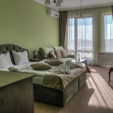 Chateau Des Bergers Hotel Tărgovište
