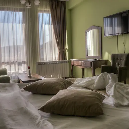 Отель Chateau Des Bergers 3*