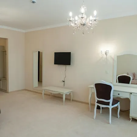Chateau Des Bergers Hotel