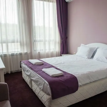 Chateau Des Bergers 3*